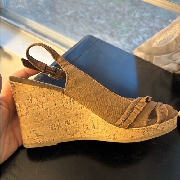 American Eagle Outfitters Women’s Taupe Open Toe Wedges Size 8.5 - Picture 7 of 10